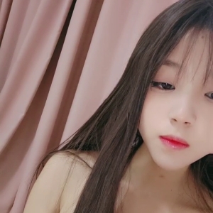 粉嫩嫩少女(泡芙被填满)@清纯系主播 合集第四弹[10V14.2G]