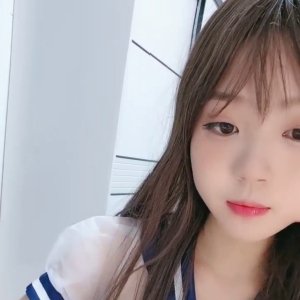 粉嫩嫩少女(泡芙被填满)@清纯系主播 合集第四弹[10V14.2G]